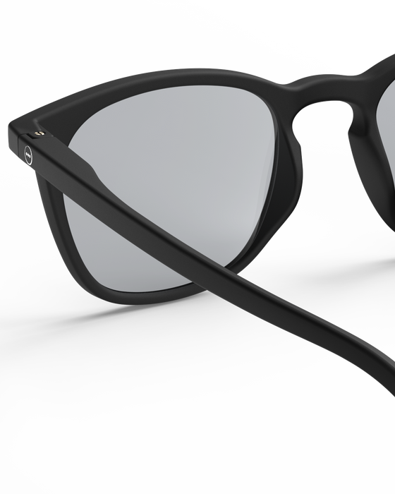 SUN ＃E BK (Light Smoke lenses)