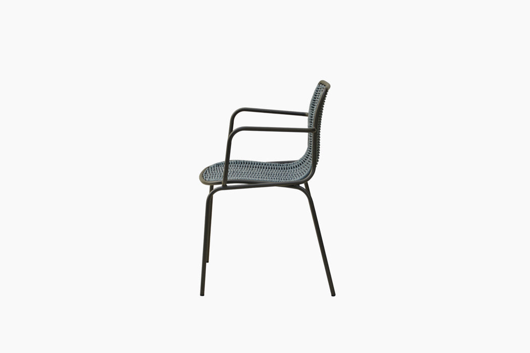 PENA ARM CHAIR