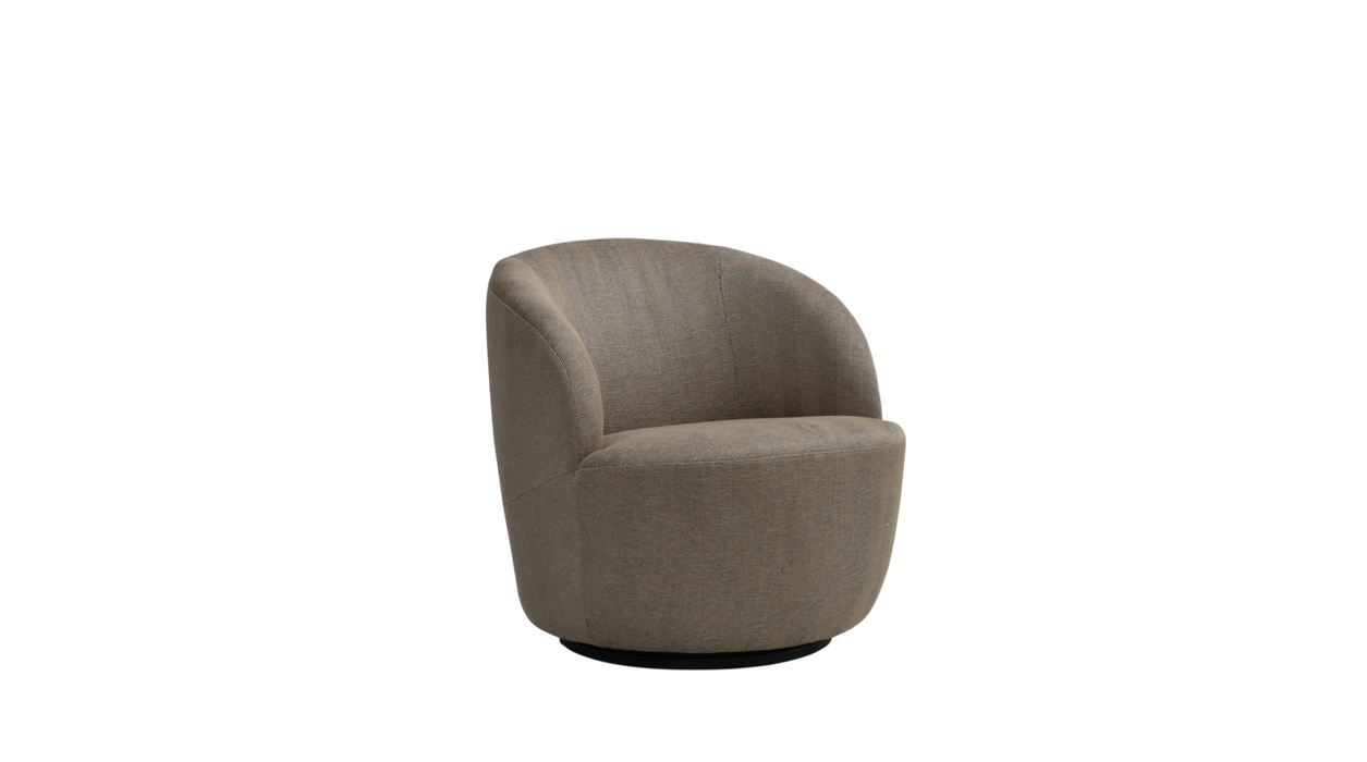 PREUM LOUNGE CHAIR