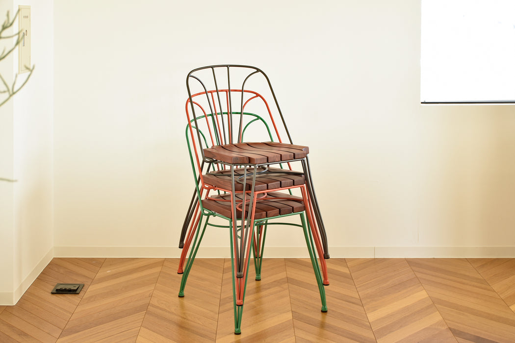 BOTA CHAIR
