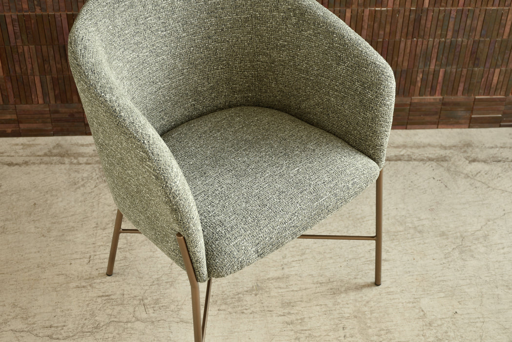 REVERIE CHAIR