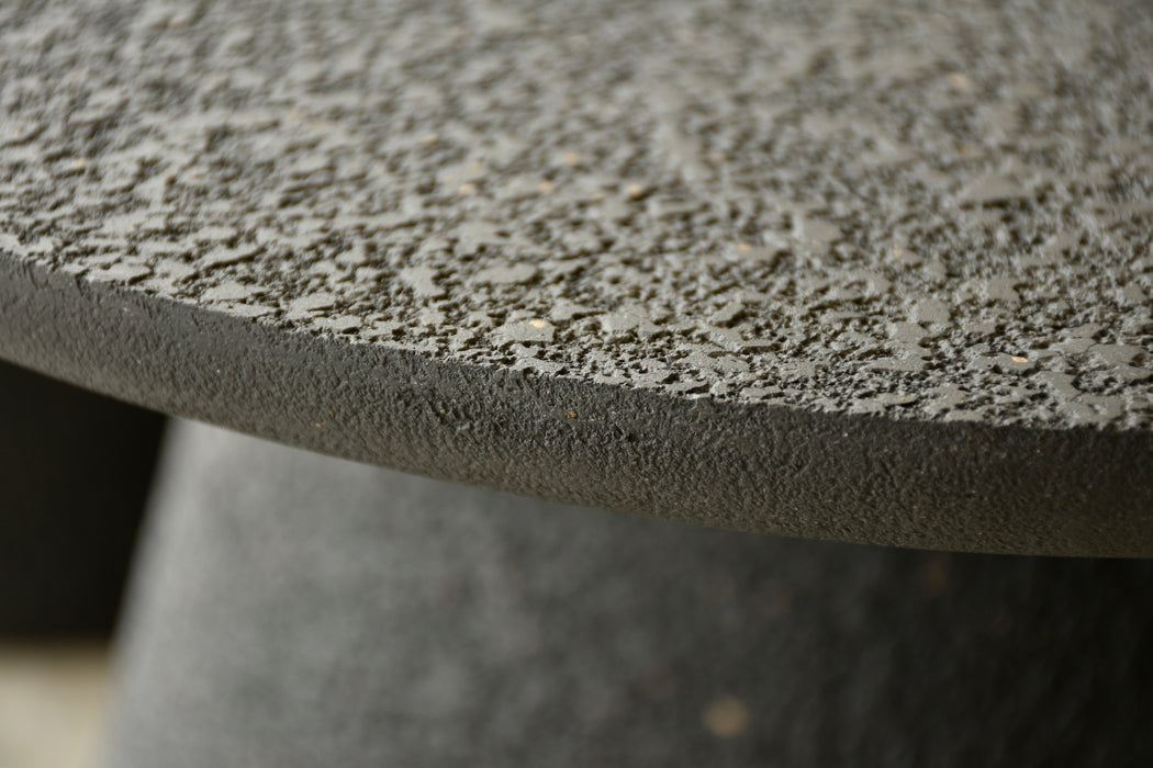 ONE UP LOW TABLE　