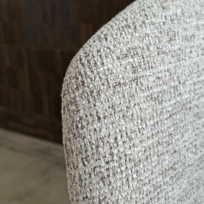 REVERIE CHAIR