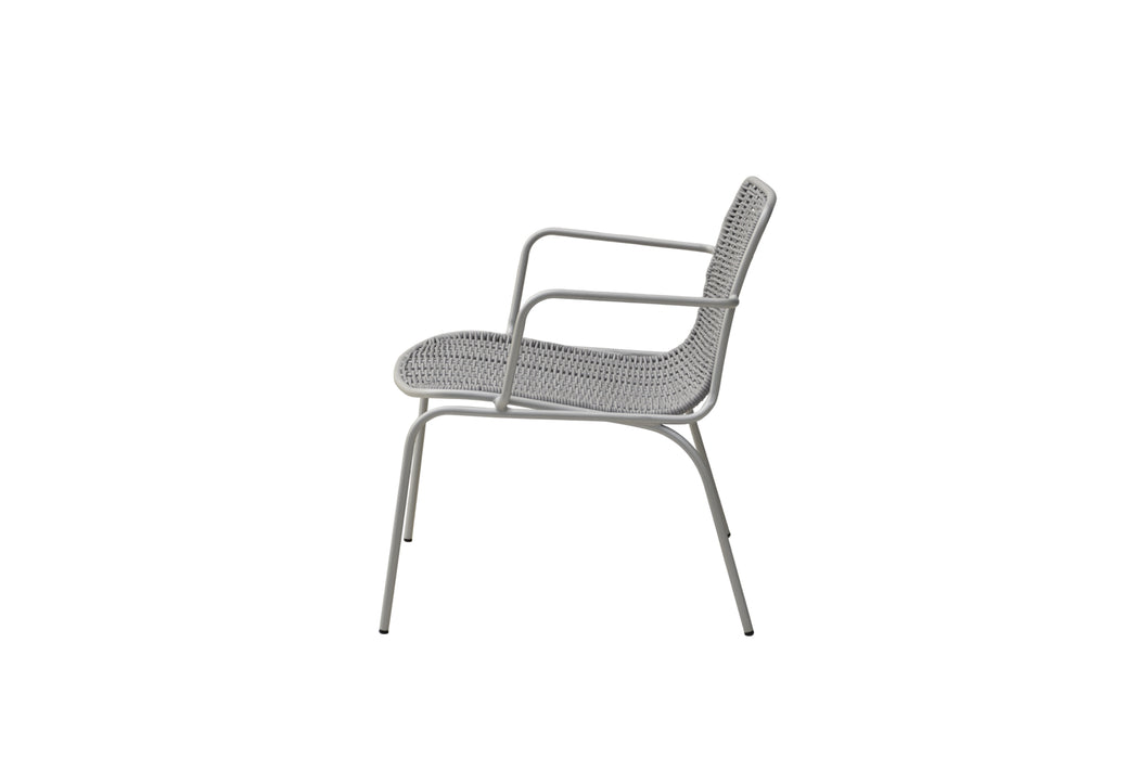 PENA LOUNGE CHAIR